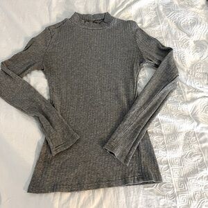 Gray Mock-Neck Ribbed Long Sleeve Top